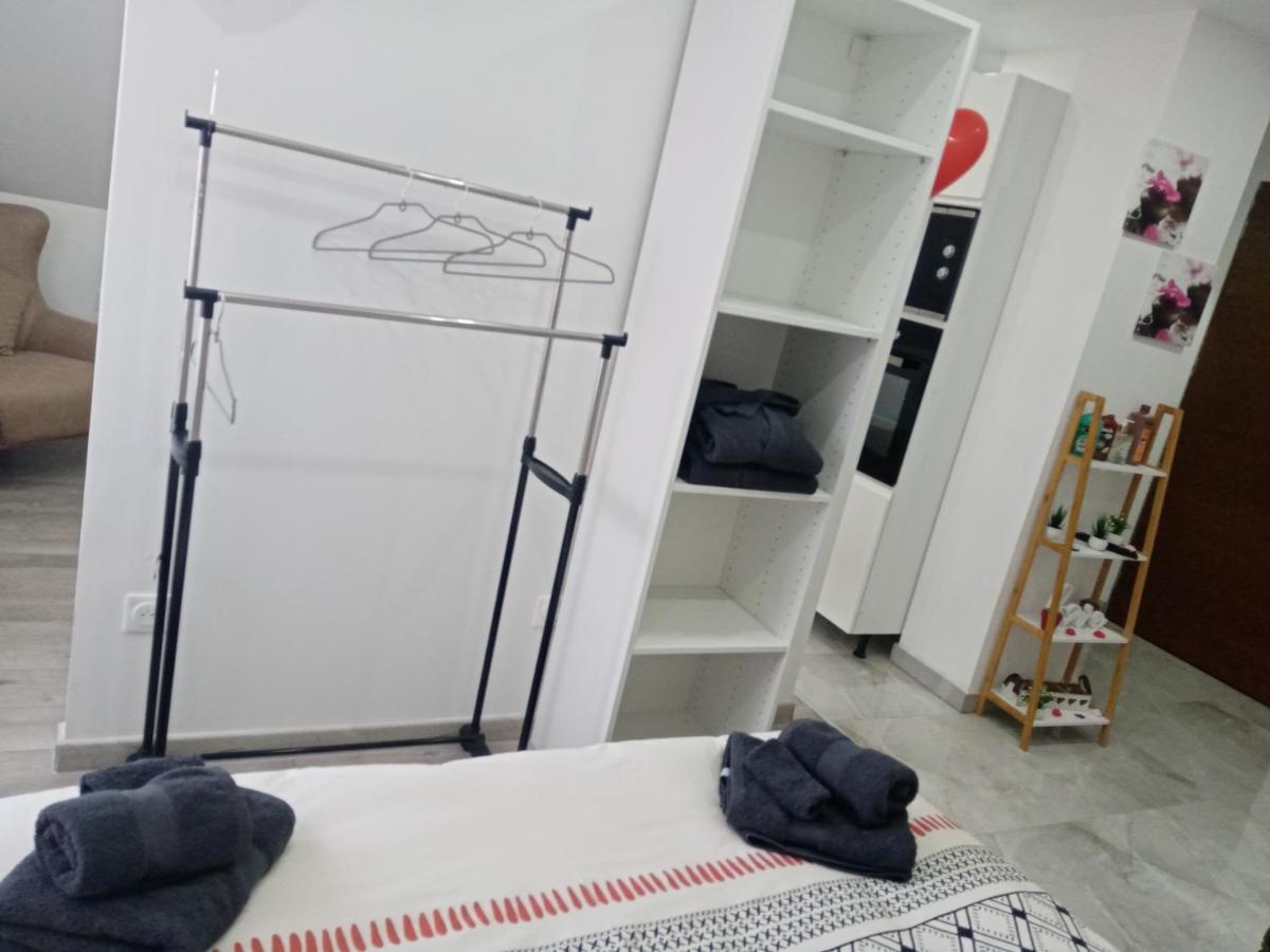 Studio Jacuzzi Au Centre 콜마 외부 사진