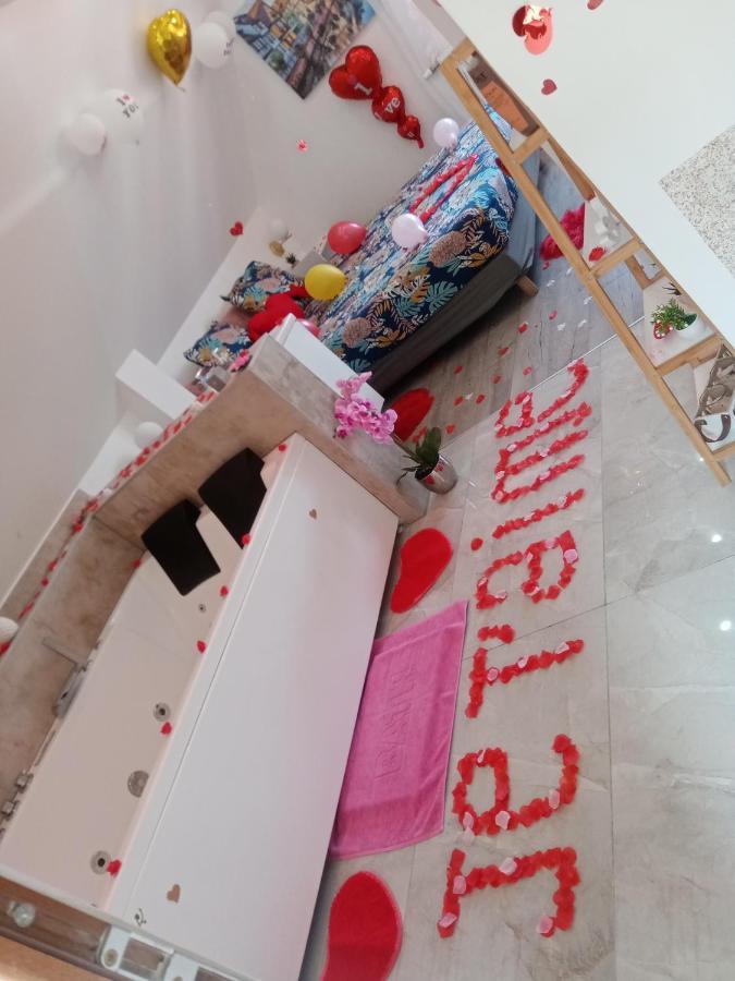 Studio Jacuzzi Au Centre 콜마 외부 사진