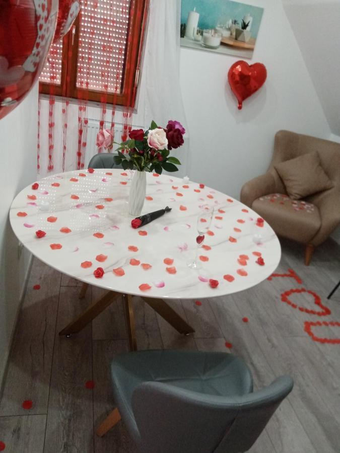 Studio Jacuzzi Au Centre 콜마 외부 사진